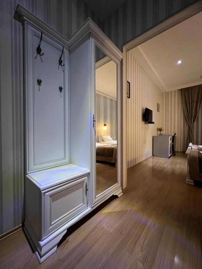 Granada Hotel And Restaurant تبليسي المظهر الخارجي الصورة