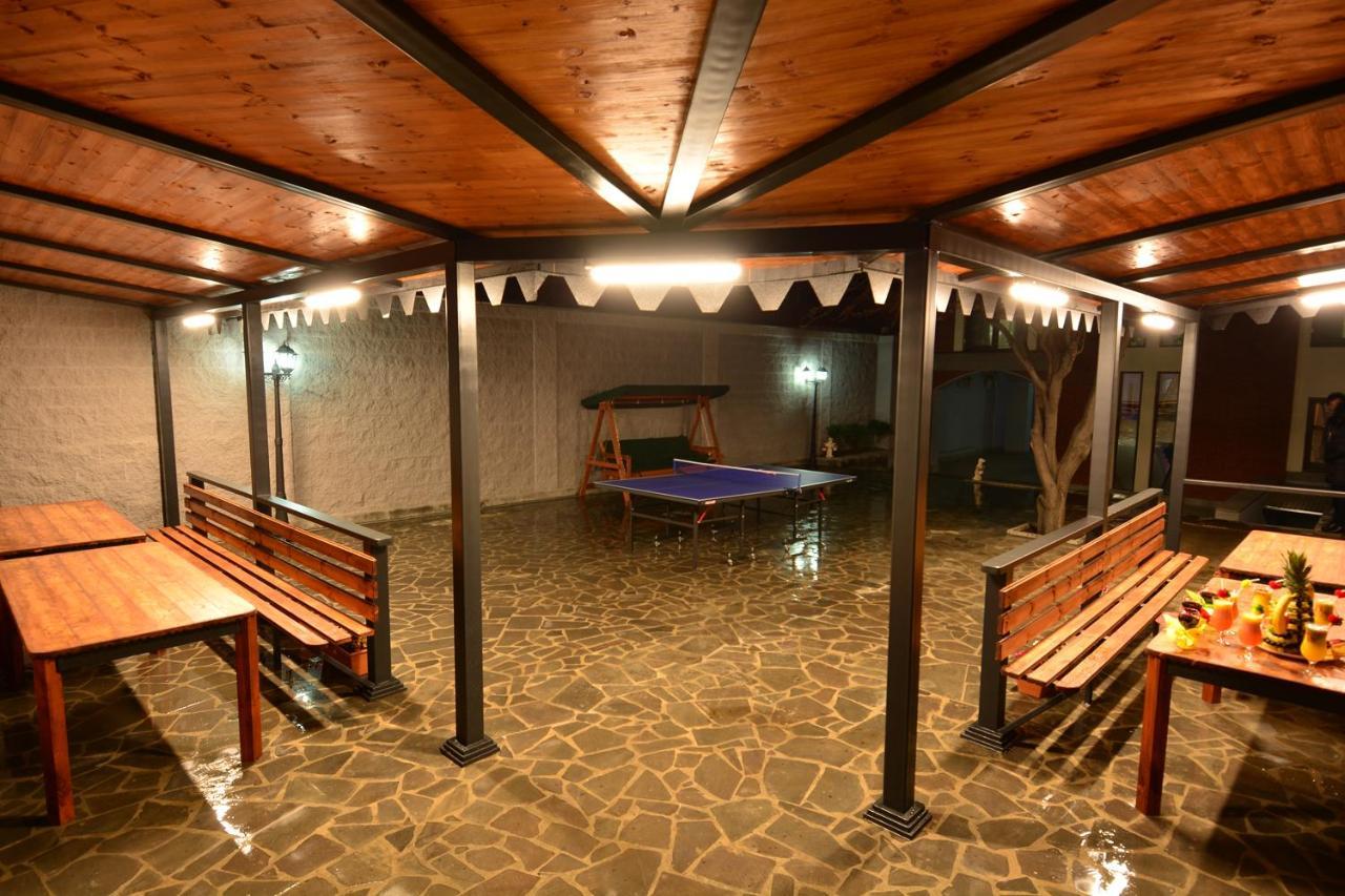 Granada Hotel And Restaurant تبليسي المظهر الخارجي الصورة
