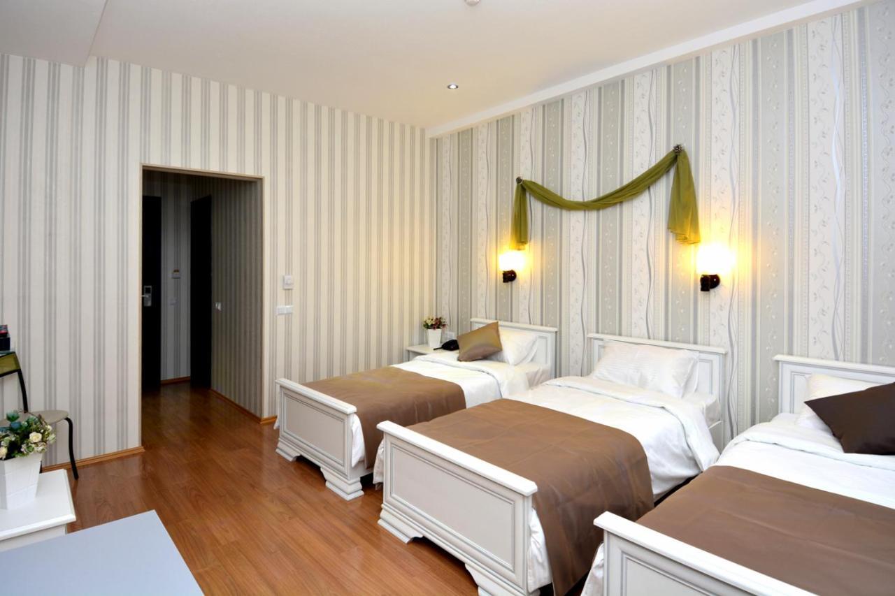Granada Hotel And Restaurant تبليسي المظهر الخارجي الصورة